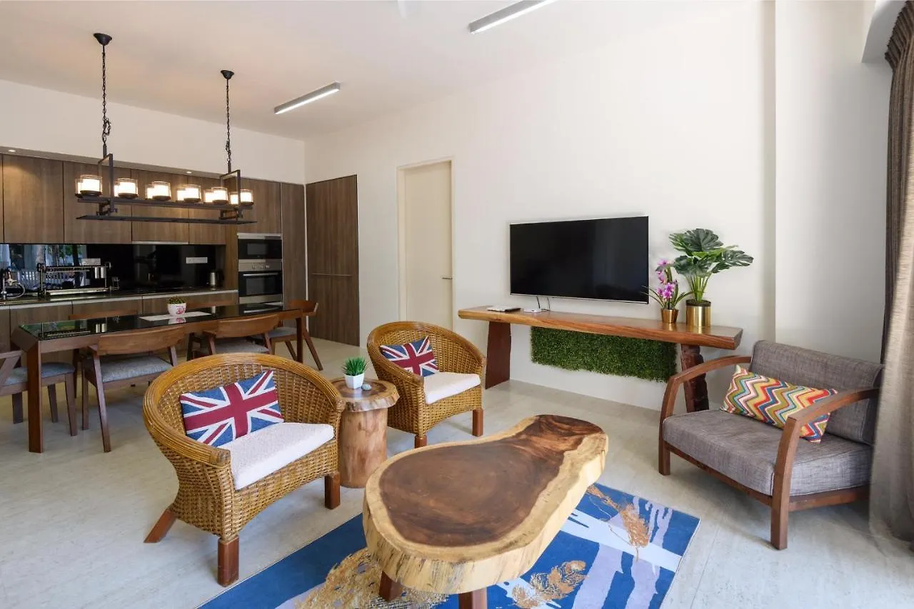 By The Sea Beach Front Apartment Batu Feringgi 0*,