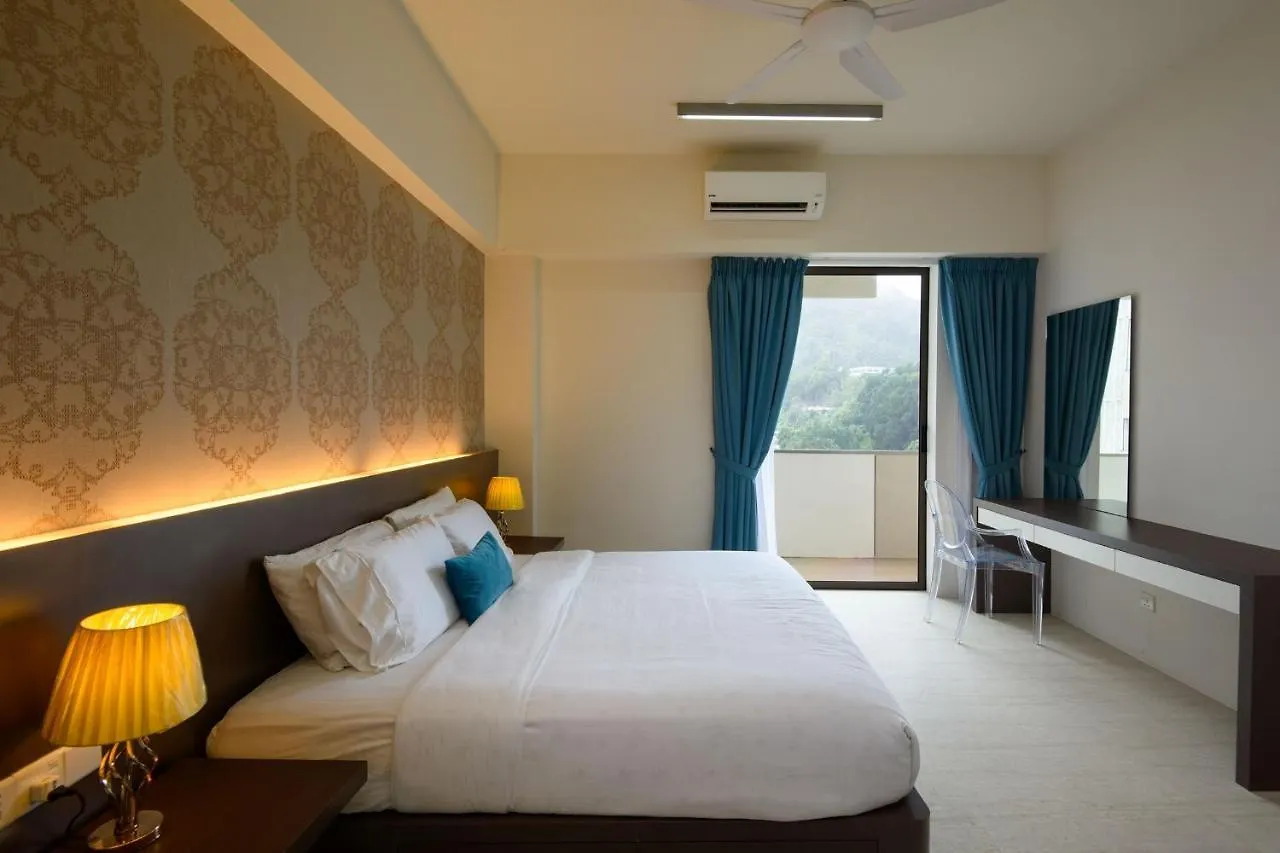 By The Sea Beach Front Apartment Batu Feringgi 0*,  Malaysia