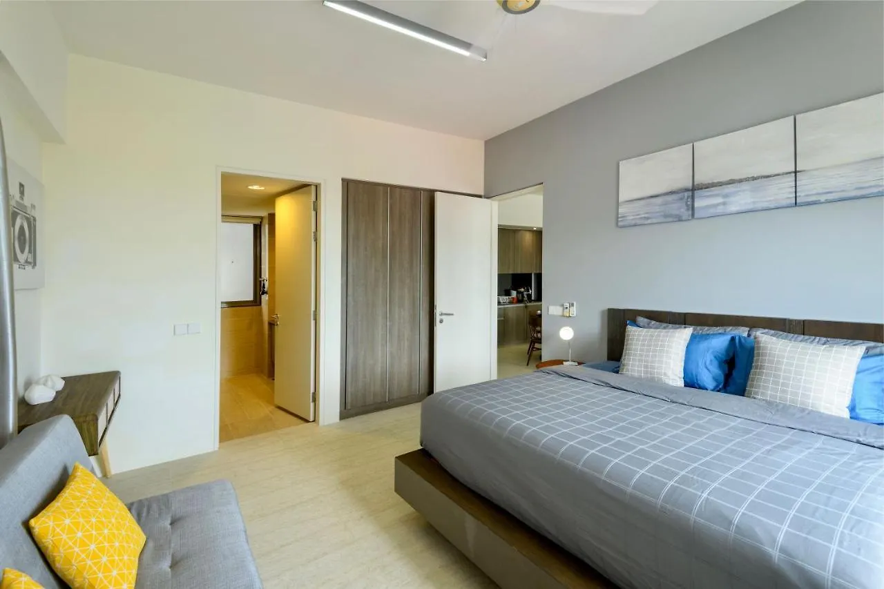 By The Sea Beach Front Apartment Batu Feringgi