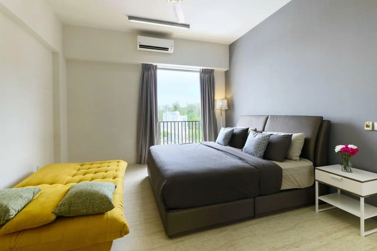 By The Sea Beach Front Apartment Batu Feringgi 0*,  Malaysia