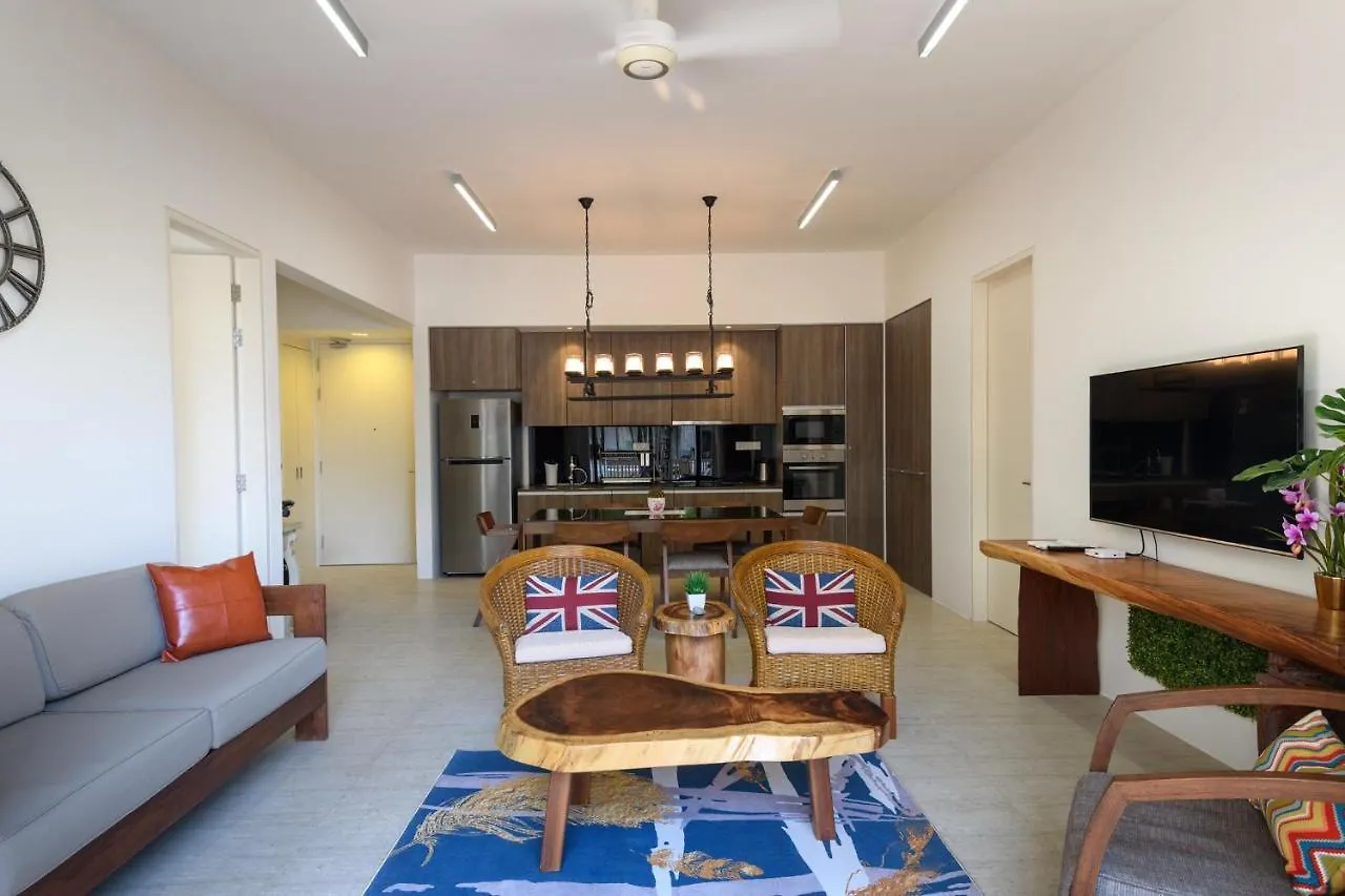 By The Sea Beach Front Apartment Batu Ferringhi