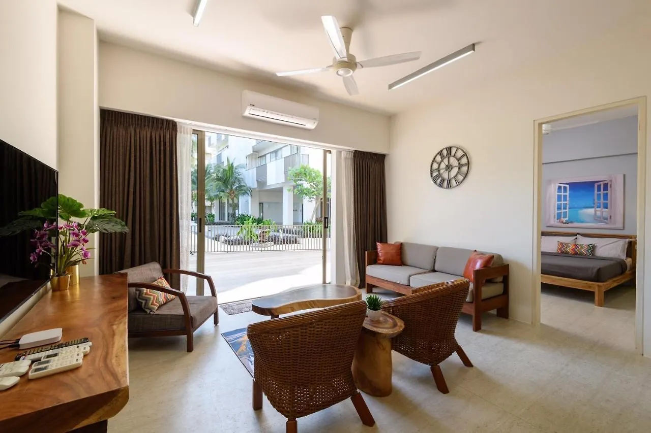 By The Sea Beach Front Apartment Batu Ferringhi