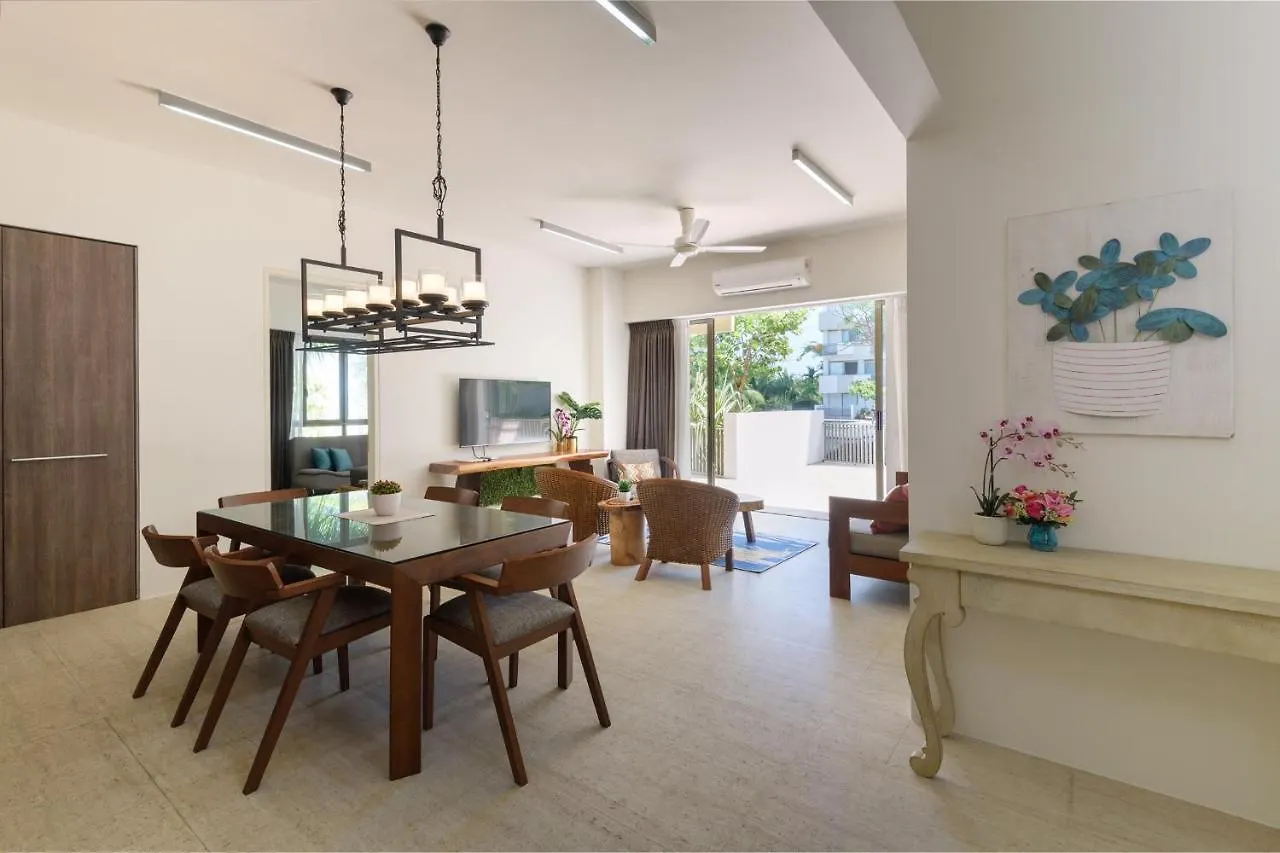 By The Sea Beach Front Apartment Batu Ferringhi