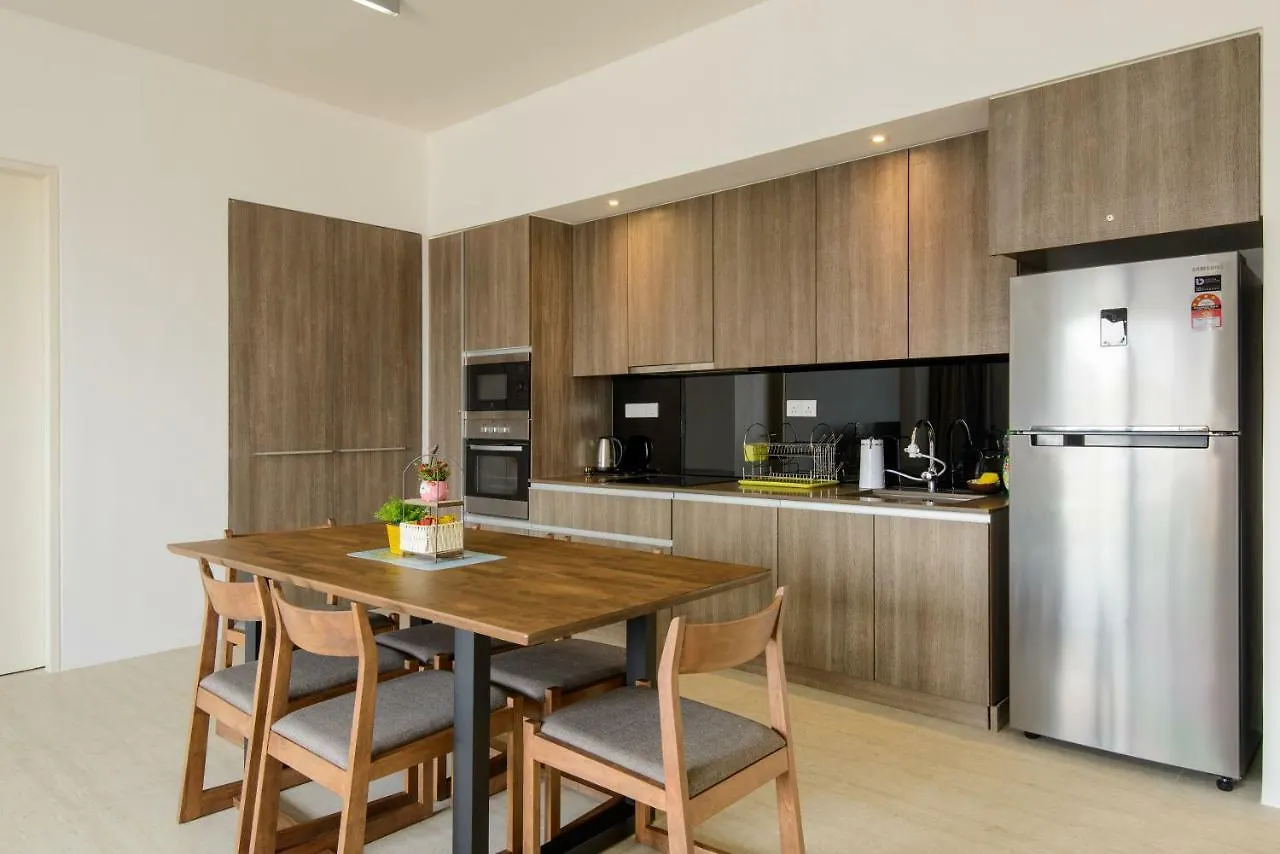 By The Sea Beach Front Apartment Batu Ferringhi