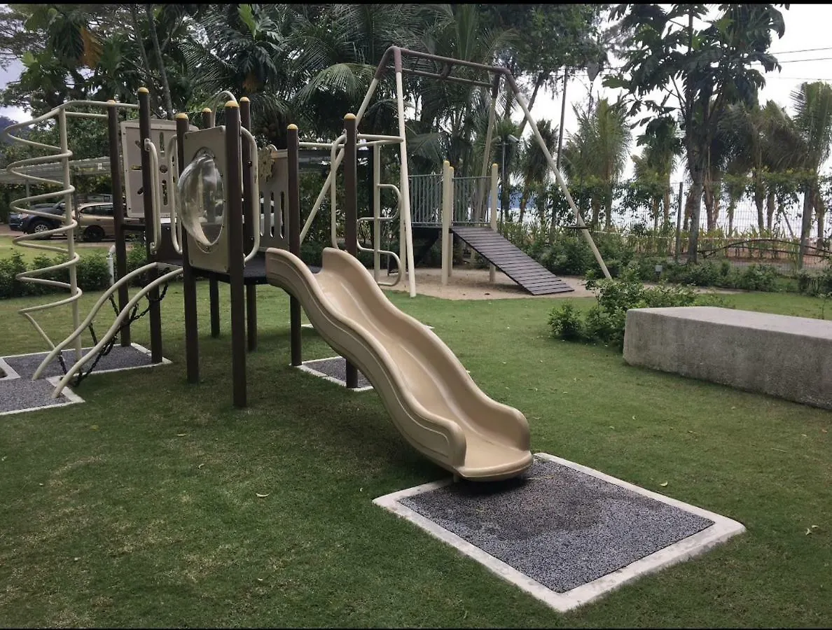 By The Sea Beach Front Apartment Batu Ferringhi